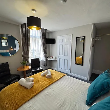 The Rockside 4* Scarborough