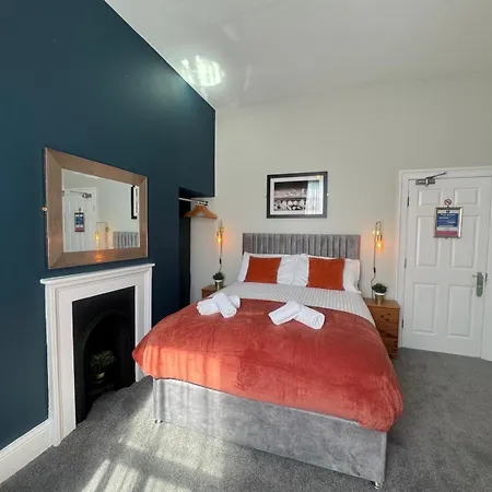 The Rockside 4*