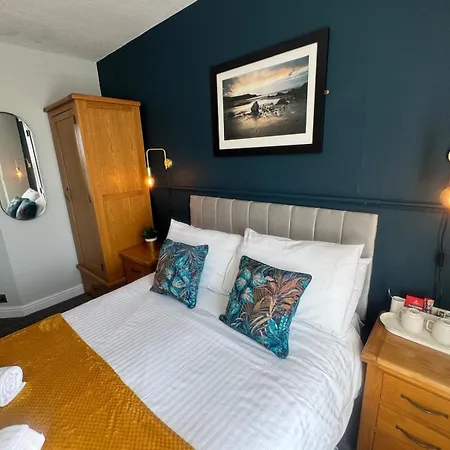 The Rockside 4*