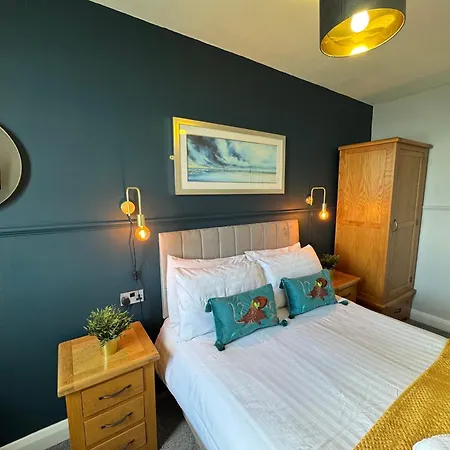 The Rockside 4* Scarborough