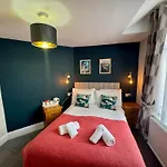 The Rockside 4*