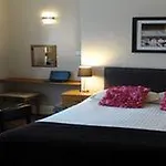 Alojamento de Acomodação e Pequeno-almoço The Rockside 4*