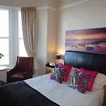 The Rockside 4*